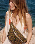 Gürteltasche mit Leopardenmuster oliv-schwarz