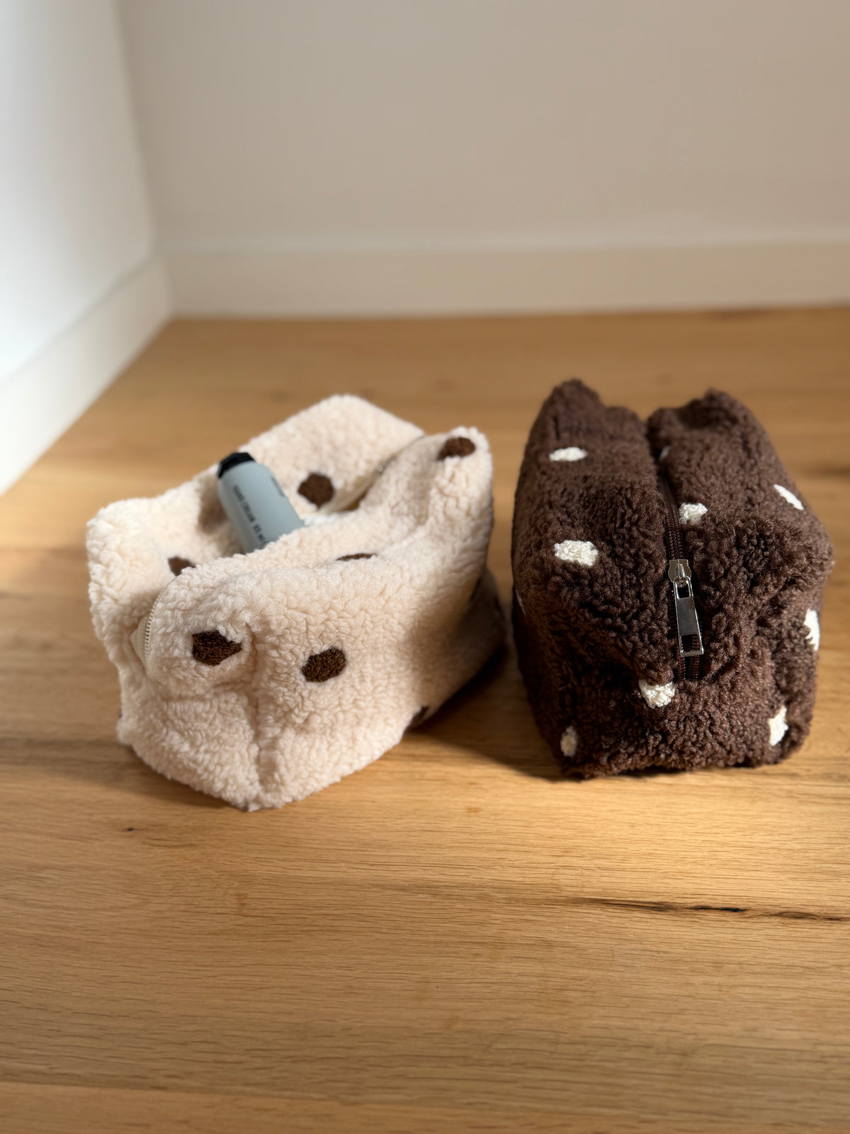 Teddy-Kosmetiktasche Punkte braun-beige, ca. 17x11x10 cm